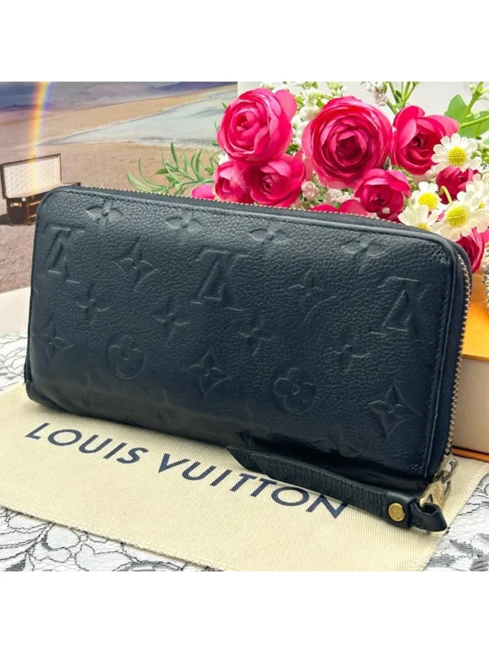 Louis Vuitton Empreinte Zippy Wallet Noir